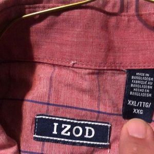 Izod windowpane button down oxford. Size XXL. Red with black windowpanes.
